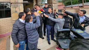 Ana Dina Coronel se ratifica en la Fiscalía