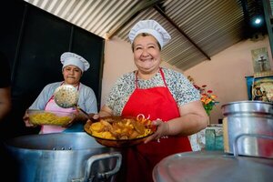 Cena de fundación retorna a la modalidad presencial para multiplicar platos