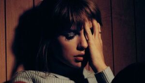 Diario HOY | Taylor Swift, primera artista en adueñarse de todo el top 10 de canciones populares
