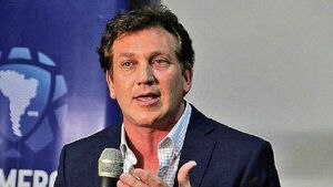   Domínguez responde a la SIP y destaca rol de prensa