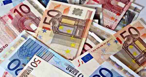 Zona Euro registra récord de inflación en octubre
