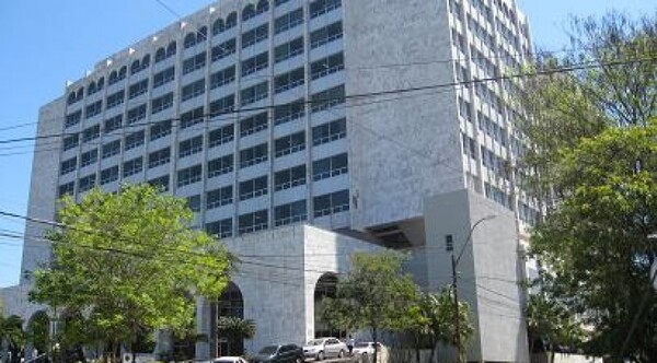 Evacuan Palacio de Justicia por amenaza de bomba | 1000 Noticias