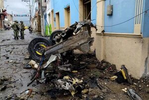 Ecuador en alerta por ataque con coche bomba a la policía - Mundo - ABC Color