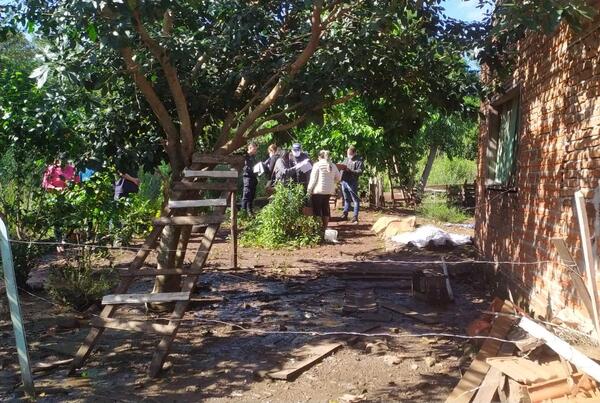 Hermanos mueren electrocutados cuando sup. intentaban hurtar gallinas