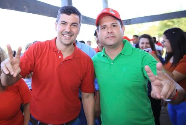 Video: candidato a diputado hace millonaria apuesta a favor de Honor Colorado - Política - ABC Color