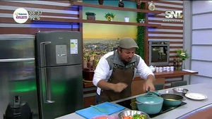 Bloque Cocina de la Mañana de Cada Día: Pollo agridulce con Arroz frito - SNT