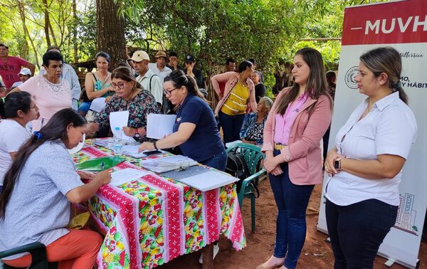 Subsidios habitacionales llegan a 170 familias del departamento de Guairá - .::Agencia IP::.