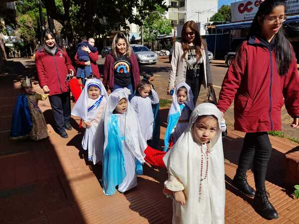 Niños del Centro Almenitas celebraron Holywins, la Santidad Vence
