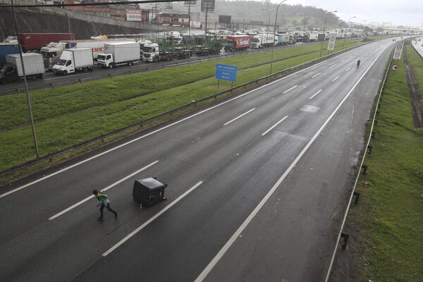 Sao Paulo empleará "toda la fuerza necesaria" contra camioneros bolsonaristas - MarketData