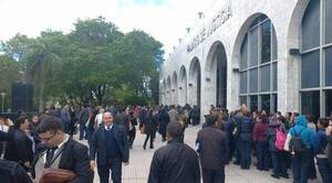Crónica / Todo fue una broma, no había ra'e bomba en el Poder Judicial