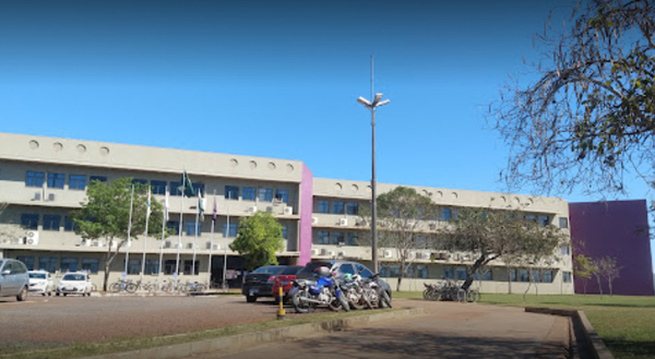 UNILA ofrece 163 cupos para cursos de postgrado - La Clave