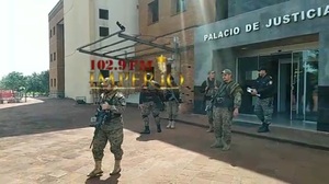 Falso anuncio de bomba en el Palacio de Justicia movilizó a Policía Nacional y bomberos - Radio Imperio