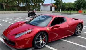 Imputan a hijos del rector de la Unican por desaparición de un Ferrari - Policiales - ABC Color