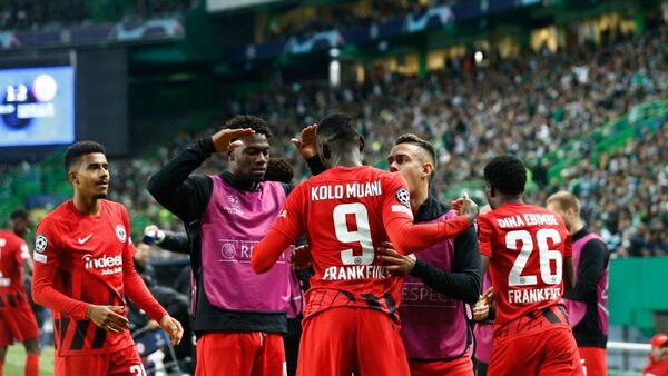 Eintracht Frankfurt clausura la fiesta de Portugal
