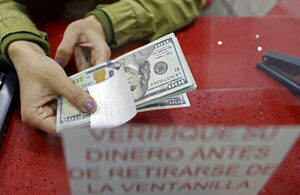 El dólar supera por primera vez la barrera de los 5.000 pesos en Colombia - MarketData