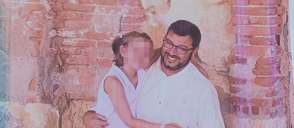 Madre mató a su hija de 6 años, después de que el juez concediera la custodia al padre