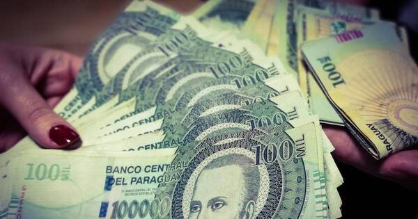 La Nación / El guaraní, la moneda menos golpeada por la suba del dólar