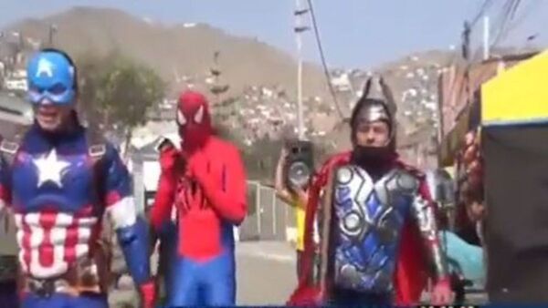 Policías se vistieron de "Los Vengadores" y atraparon a "los Villanos de Mariátegui"