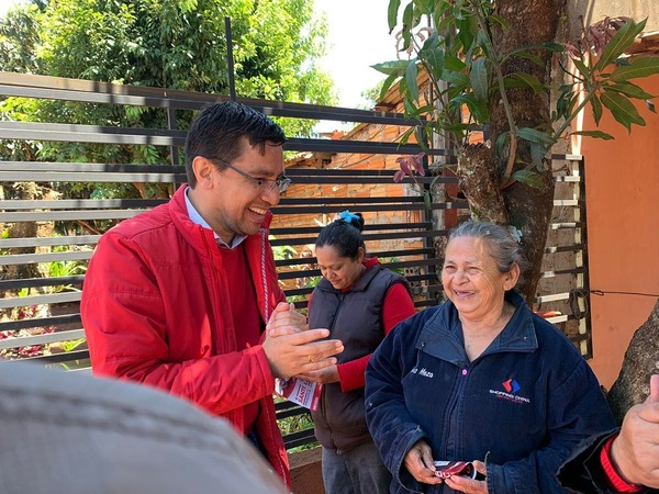 Alentado por las encuestas favorables, Landy refuerza campaña proselitista - La Clave