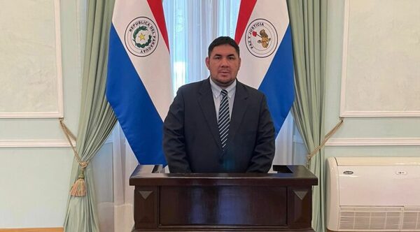 Actual ministro de Justicia también recibió datos sobre Denis