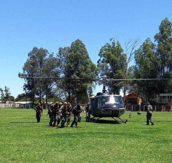 Detienen a pareja por presunto vínculo con el EPP