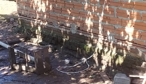Padre de jóvenes que murieron electrocutados analiza demandar a dueña de casa - Noticiero Paraguay