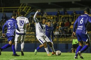 Ameliano sigue con vida y el 12 de Octubre cae a Intermedia | OnLivePy