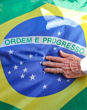 Lula y sus promesas en el área económica - Revista PLUS