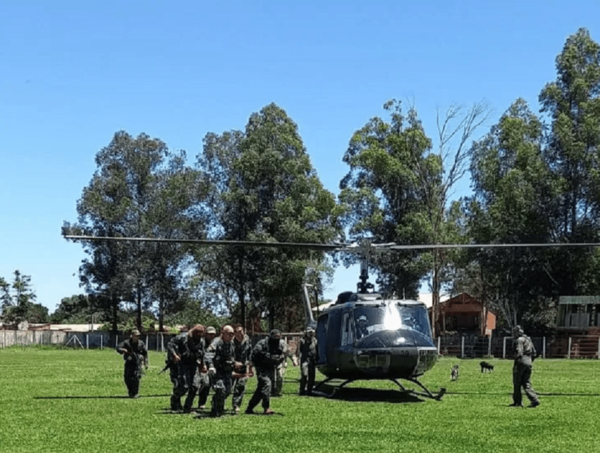 Detienen a pareja por presunta vinculación con el ataque en cerro Guazú del grupo criminal · Radio Monumental 1080 AM