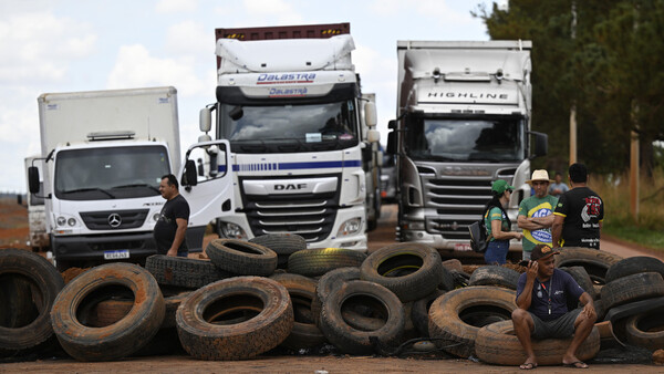 Diario HOY | ¿Cómo avanzan los bloqueos de carreteras en Brasil tras breve discurso de Bolsonaro?