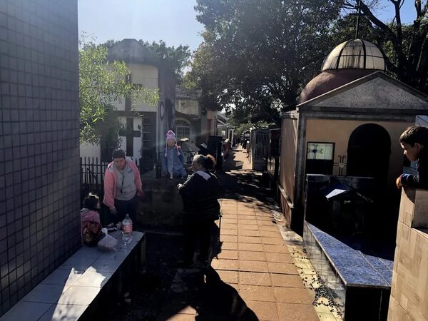 Esperan masiva concurrencia en cementerio de Ciudad del Este - ABC en el Este - ABC Color