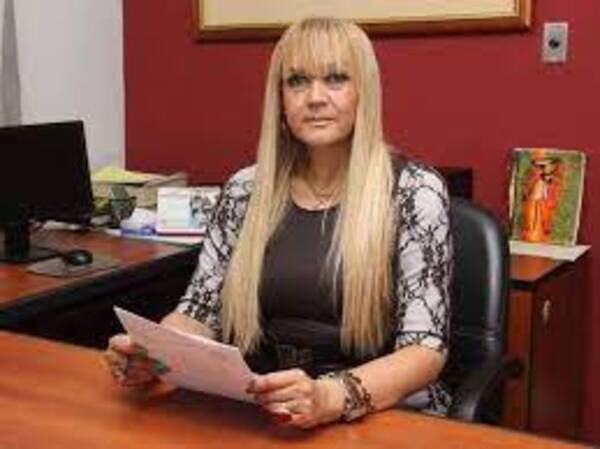 Ex fiscal Carolina Bogado sigue sin cumplir con su condena por quebrantamiento de depósito - PDS RADIO