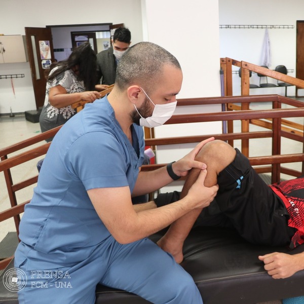 Diario HOY | Informan nuevo sistema de atención en servicio de Kinesiología y Fisioterapia de Clínicas