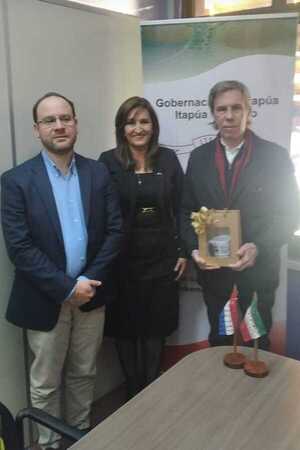Diplomaticos Argentinos se reunieron con autoridades del Gobierno Departamental de Itapúa.
