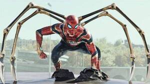 Crónica / Un “hombre araña” trepó una vivienda de dos pisos y robó un par de joyas