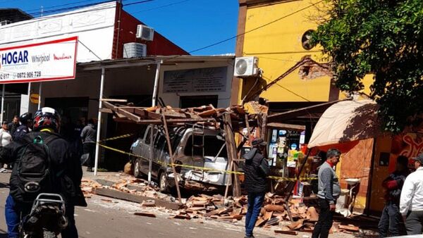 Violento choque deja dos personas heridas en Piribebuy