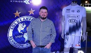 Crónica / Se rayó: Directivo de Sol trató de "disparatero" a Roque Cubilla