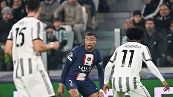 PSG vence a domicilio a Juventus pero pasa segundo