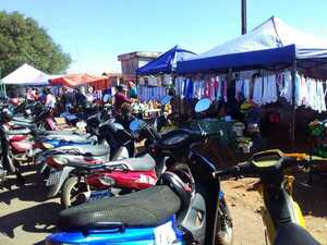 Gran concurrencia en cementerios en el Día de los Fieles Difuntos - Radio Imperio
