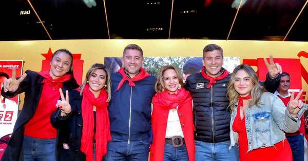 La Nación / Giménez y Taboada oficializan sus precandidaturas