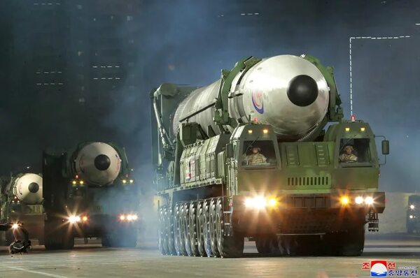 Corea del Norte lanza tres misiles más, uno de los cuales activa alerta en Japón - Mundo - ABC Color