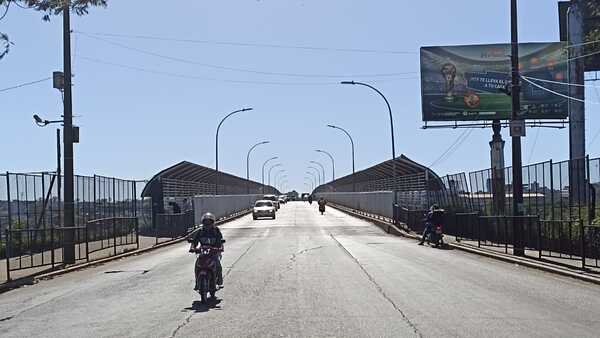 Manifestación en Brasil afecta al comercio de Ciudad del Este - La Clave