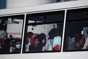 Reino Unido quiere enviar a inmigrantes ilegales a Paraguay, según medio británico - Nacionales - ABC Color