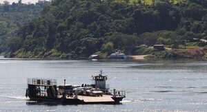 Balsa entre Franco-Puerto Yguazú volverá a operar el lunes