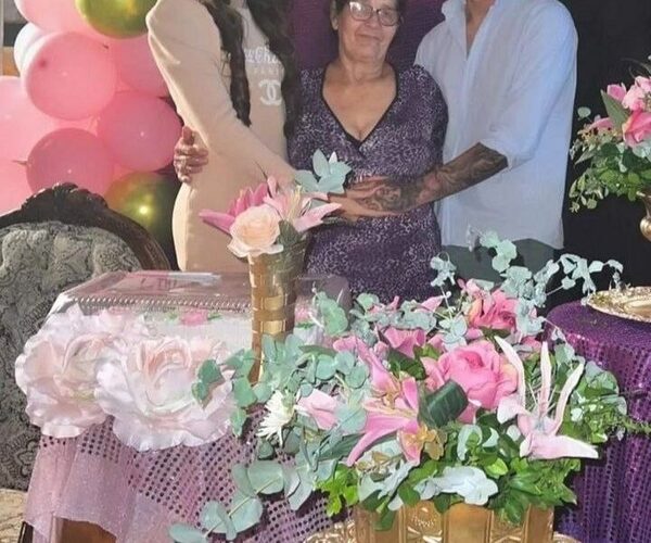 Novio incluido: el festejo del cumple de la mami de la Comadre