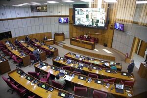 Diario HOY | Senado convoca al ex y al actual ministro de Justicia