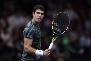 Alcaraz celebra su número 1 hasta las Finales ATP con triunfo ante Dimitrov - El Independiente