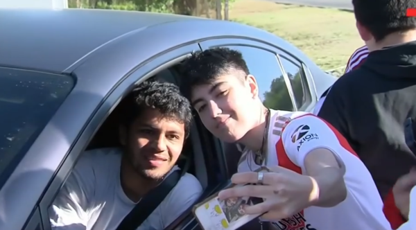 El gran gesto de Robert Rojas con los hinchas de River