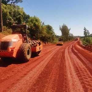 Obras en tramo de Guairá avanzan con movimiento de suelo, terraplenado y construcción de alcantarillas - .::Agencia IP::.