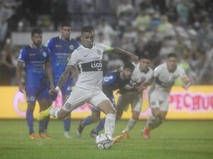 Análisis arbitral de la fecha 20: Penales “bien cobrados” y goles “bien anulados”  - Fútbol - ABC Color